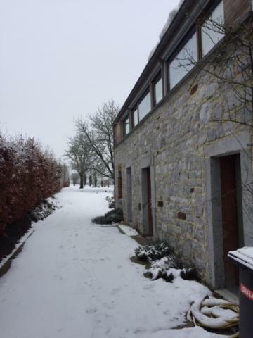 Rd Gite Andenne Bagian luar foto